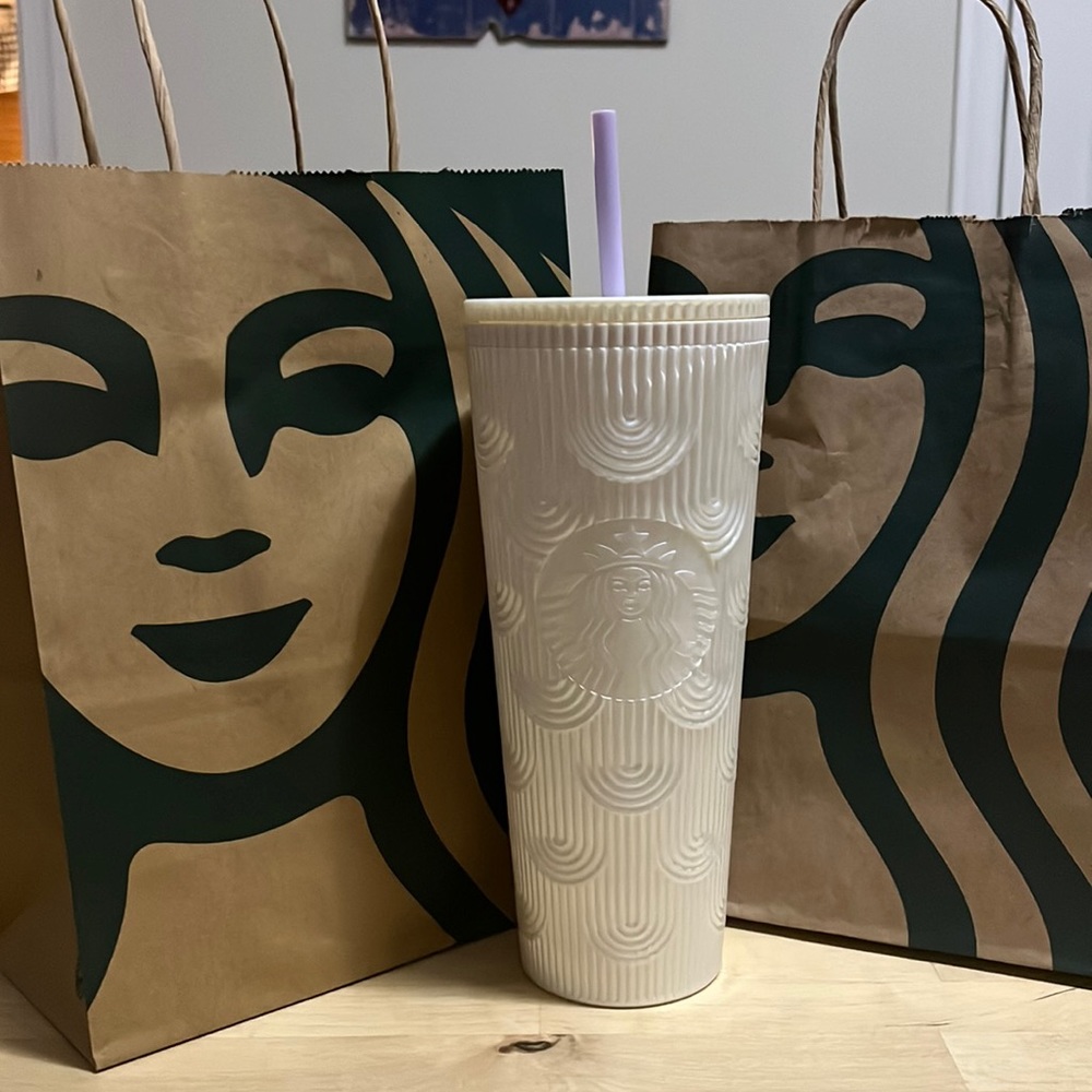 🆕⭐️STARBUCKS WHITE PEARL SHELL MERMAID    TUMBLER 2023⭐️🆕